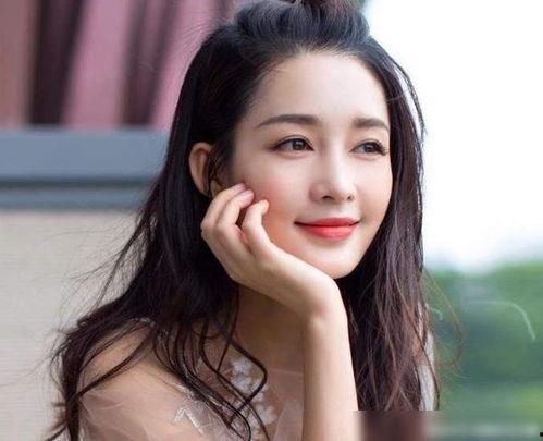 娱乐吃瓜李沁视频大全,笑料百出,精彩瞬间回顾 第1张 娱乐吃瓜李沁视频大全,笑料百出,精彩瞬间回顾 第1张