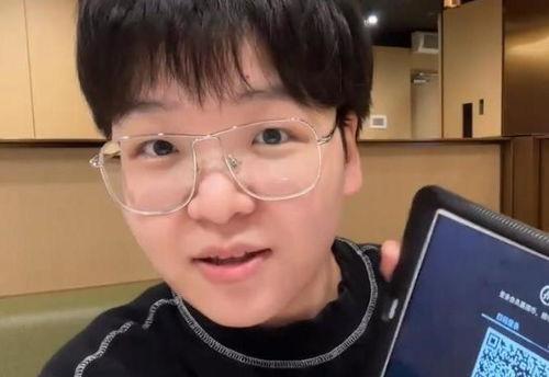 打工仔小张爆料视频,揭秘打工仔的真实生活  第1张