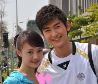 娱乐圈爆料博主俩女生,揭秘两位女神的幕后故事  第1张