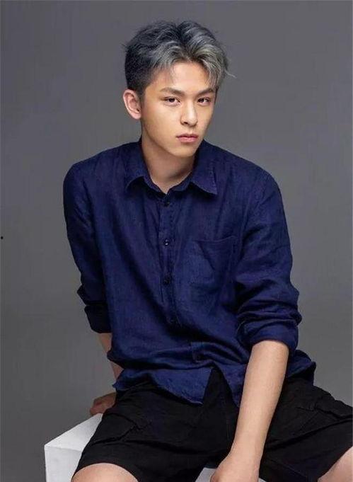黄志忠儿子天涯爆料视频,揭秘家庭背后故事 第2张 黄志忠儿子天涯爆料视频,揭秘家庭背后故事 第2张