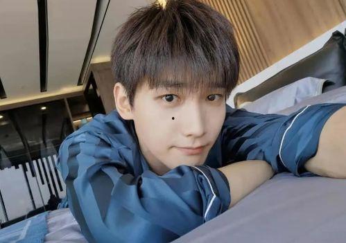 王源狗仔爆料恋情视频,狗仔视频揭秘甜蜜瞬间  第2张