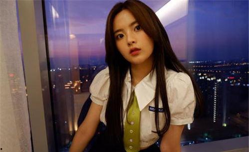 杨超越今日爆料,一场关于真实与虚幻的爆料风暴  第3张