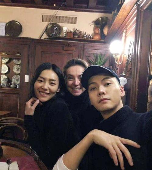 刘雯恋情爆料视频播放,视频播放揭秘甜蜜瞬间 第3张 刘雯恋情爆料视频播放,视频播放揭秘甜蜜瞬间 第3张