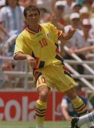 厄齐尔最新爆料图片高清,揭秘足球场上的不为人知瞬间 第3张 厄齐尔最新爆料图片高清,揭秘足球场上的不为人知瞬间 第3张