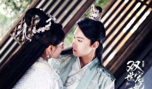 双世宠妃在线看免费观看,穿越时空的甜蜜邂逅！