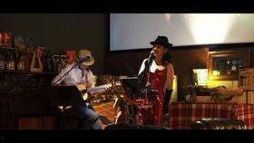 老白爆料酒吧视频播放,一场视觉与味觉的双重盛宴 第3张 老白爆料酒吧视频播放,一场视觉与味觉的双重盛宴 第3张